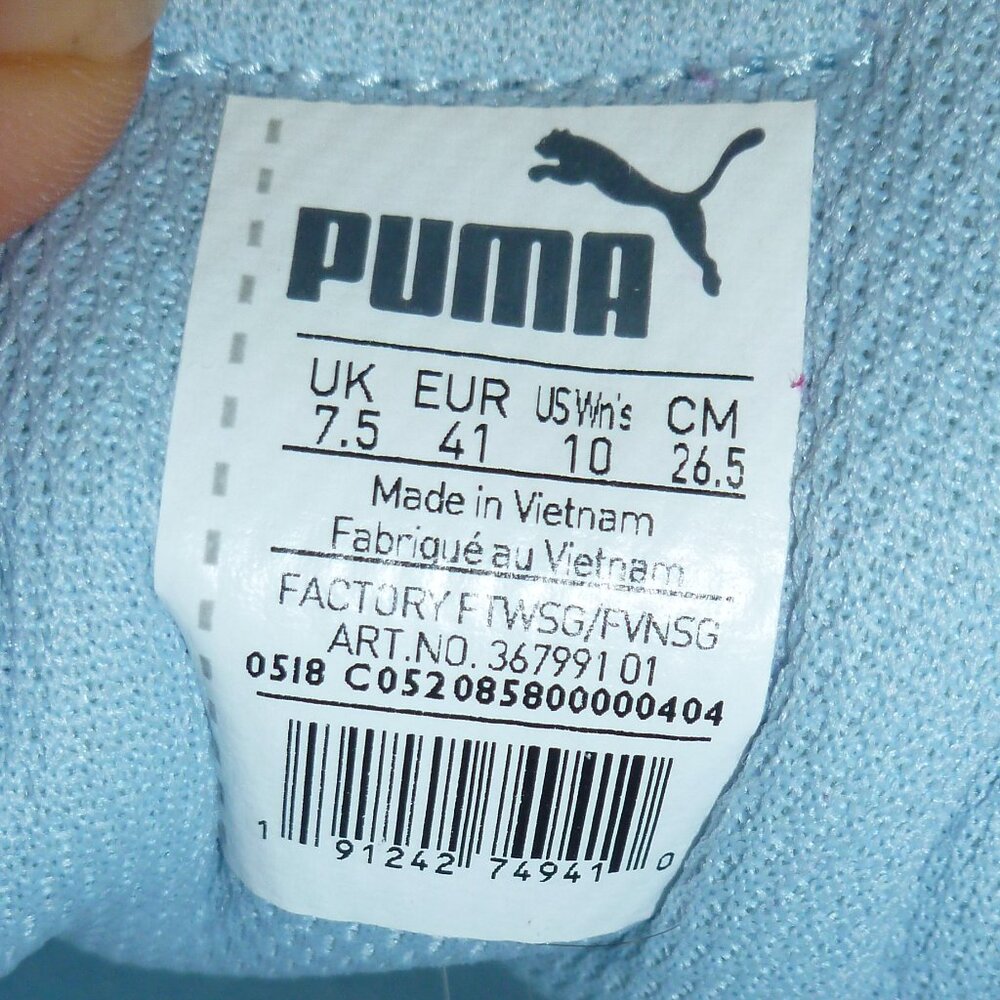 Puma Vikky v2 Suede Sneakers in Light Blue Suede - Picture 14 of 14